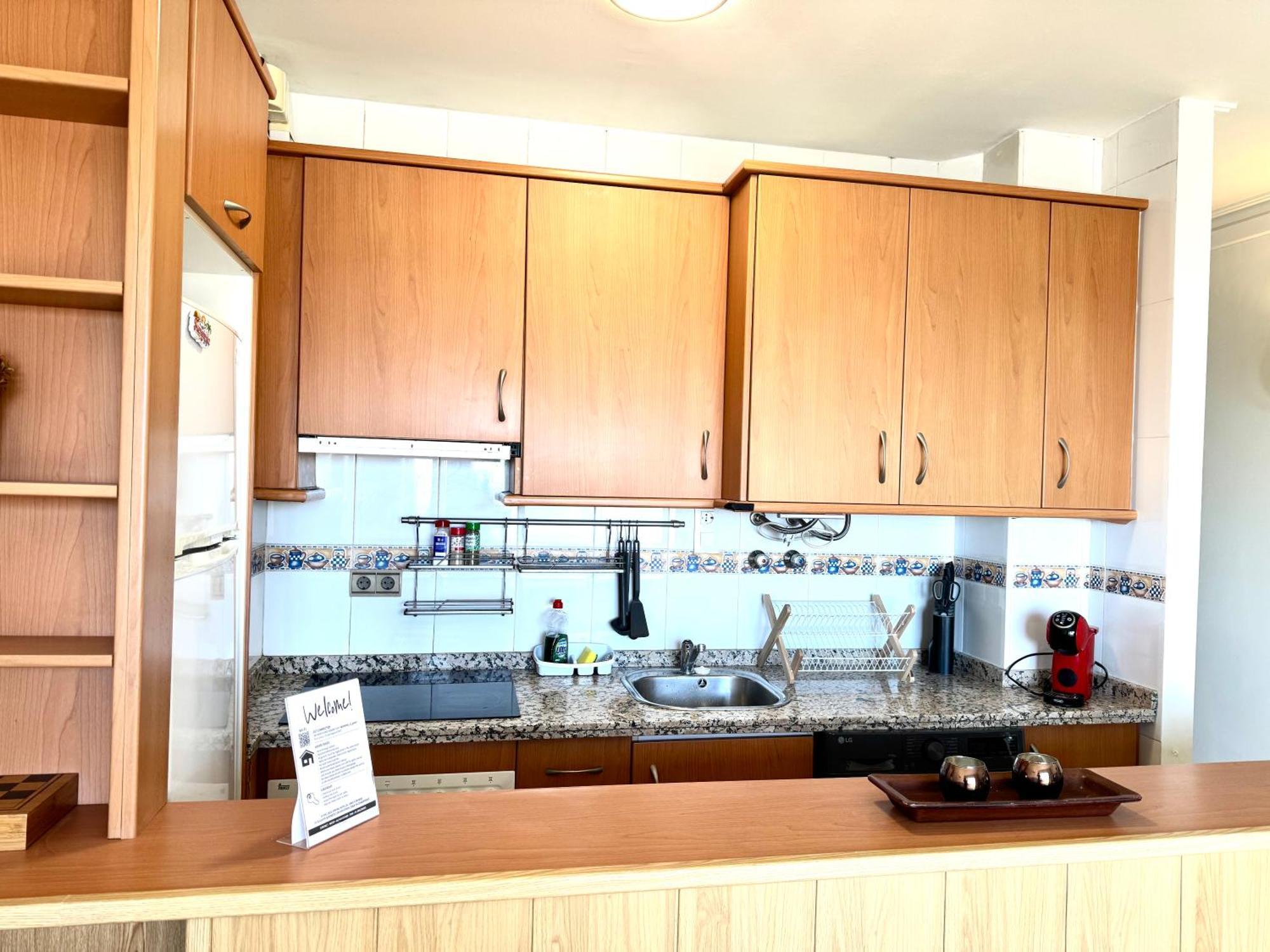 Cozy Fuengirola Apartment With Sea View & Pool Kültér fotó